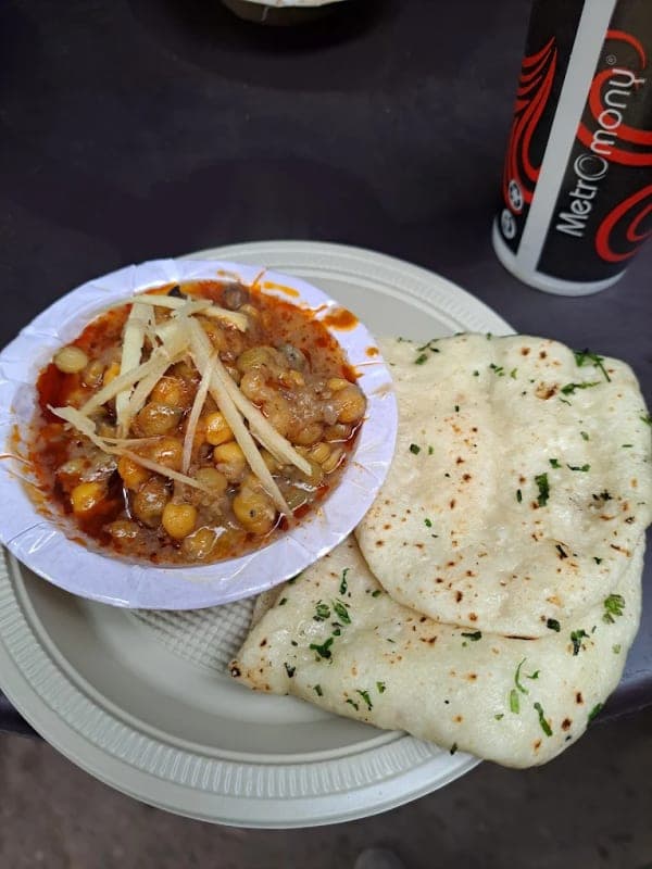 Chole Kulche – Lotan Ji