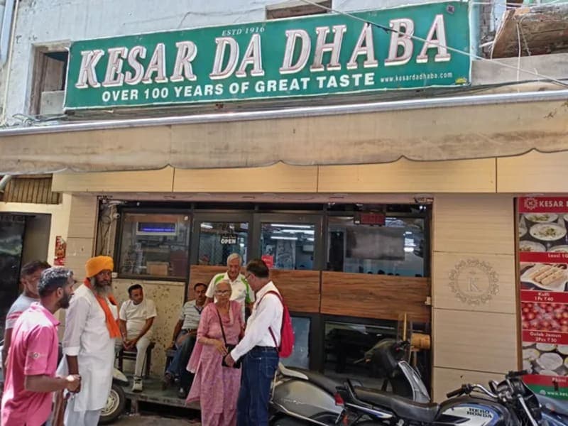 Kesar Lassi – famous street drink of Amritsar